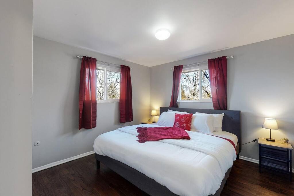 Large Remodeled Home With 5 Bedrooms 4 King Bed Centennial Luaran gambar